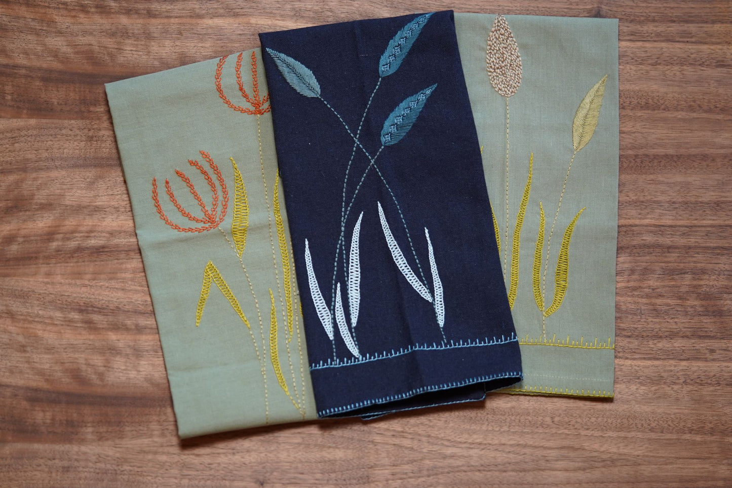Botanical Threads 'Embroidered' Napkins (Set of 2)